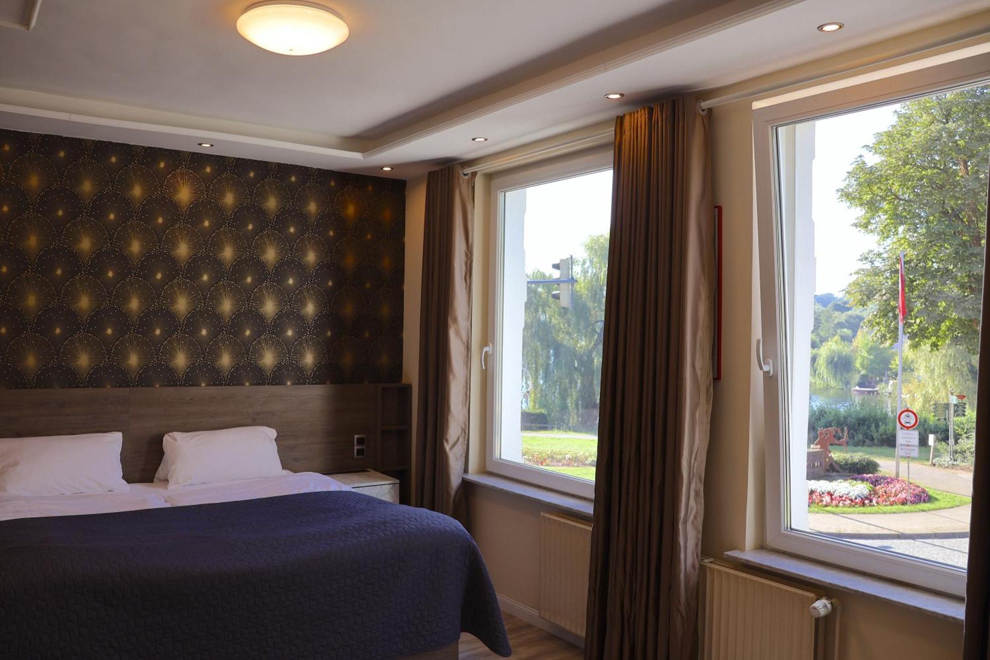 Seidenstrasse Pension Hotel เมิล์น ภายนอก รูปภาพ