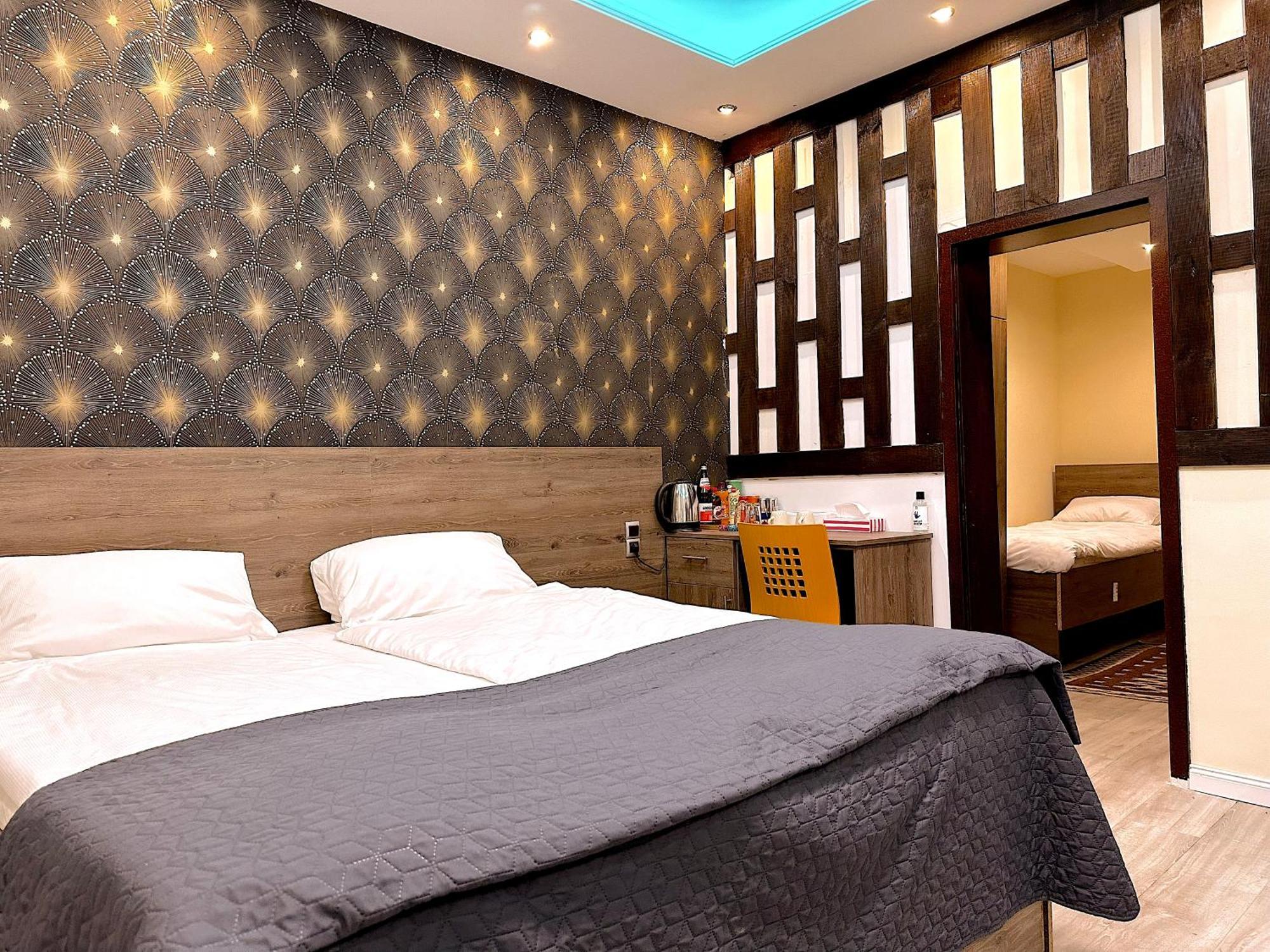Seidenstrasse Pension Hotel เมิล์น ภายนอก รูปภาพ