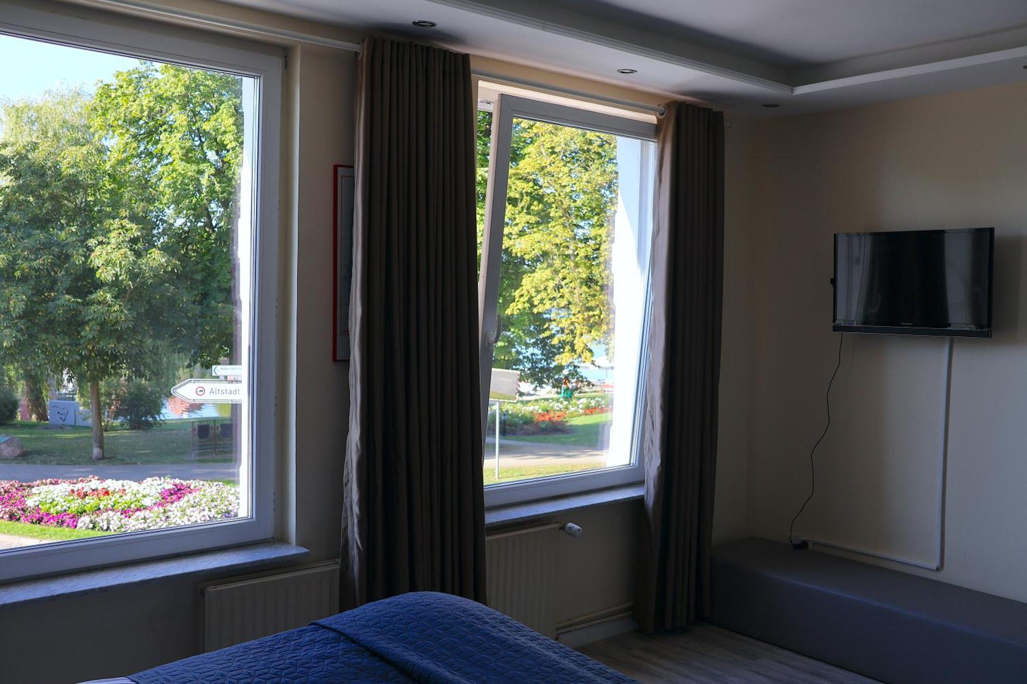 Seidenstrasse Pension Hotel เมิล์น ภายนอก รูปภาพ