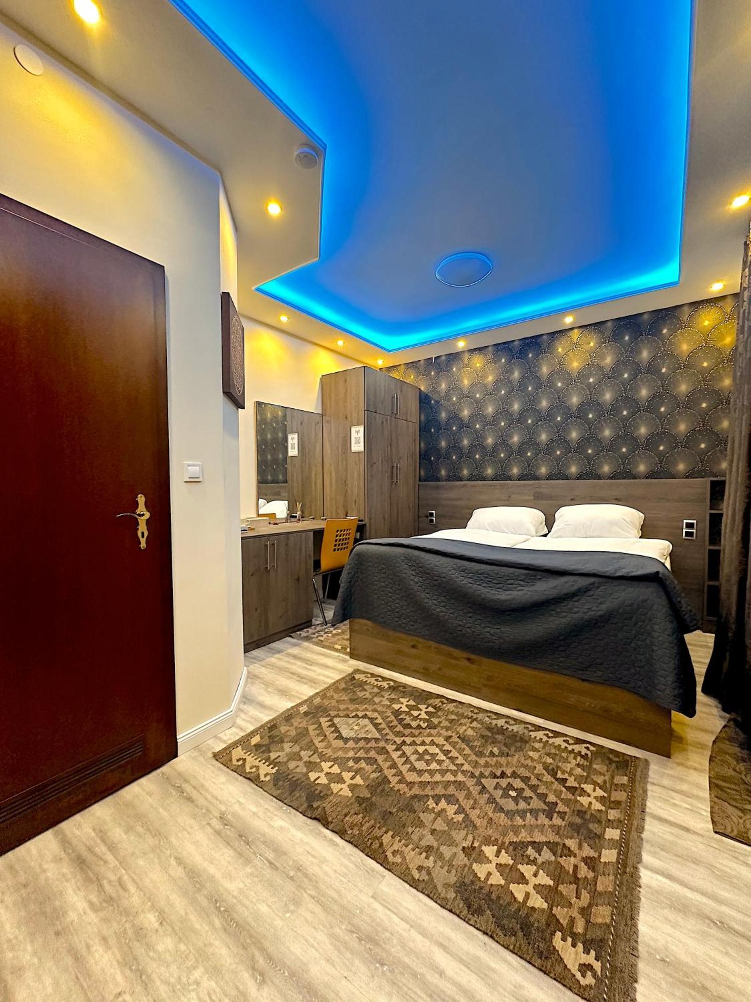 Seidenstrasse Pension Hotel เมิล์น ภายนอก รูปภาพ